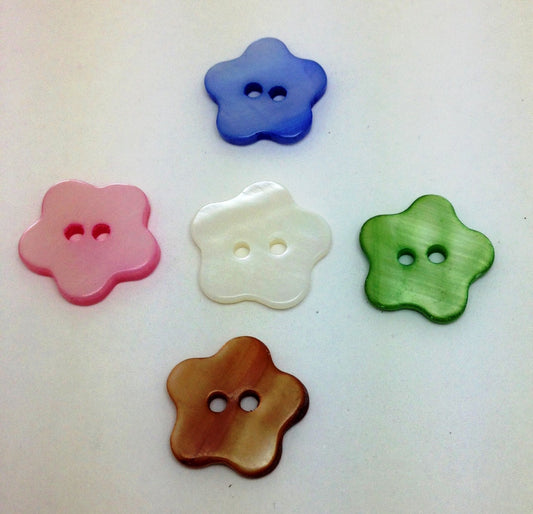 Natural Shell Dyed Buttons - FLR0001MX